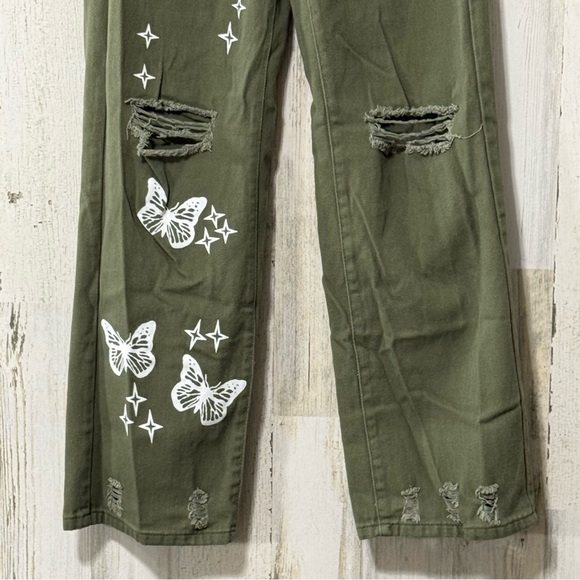 SHEIN Olive Green Butterfly Straight Loose Fit Jeans - Picture 3 of 10